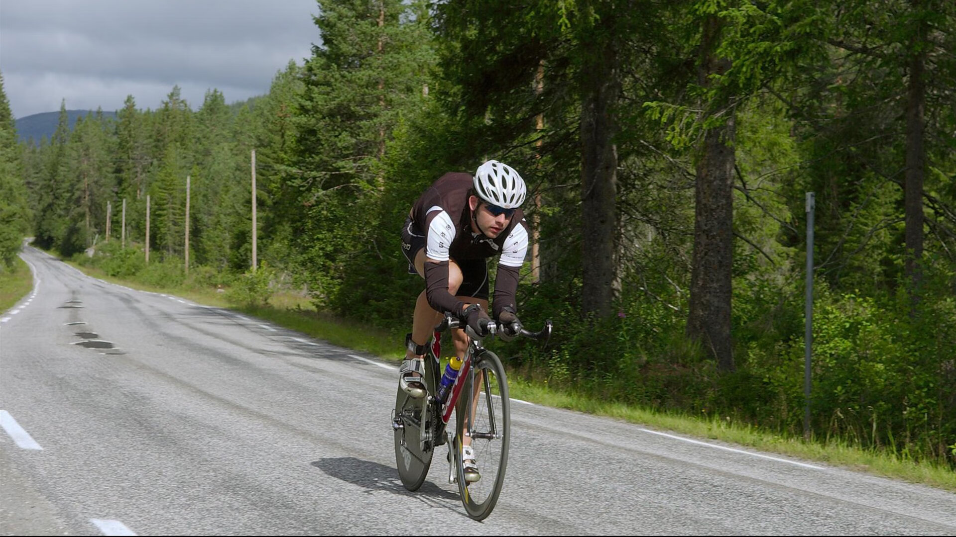 国足在中超中战平 技术细节值得复盘，中超战果